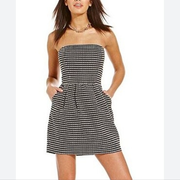 RACHEL Rachel Roy Dresses & Skirts - 0/2 RACHEL Rachel Roy Black & White Heart Detail Strapless Mini Dress